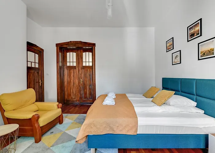 Apartment Dwor By Downtown *